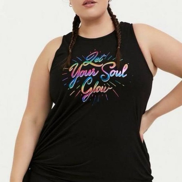 🛍️Torrid Active Tank ‼️LOWEST PRICE‼️ - Picture 4 of 8